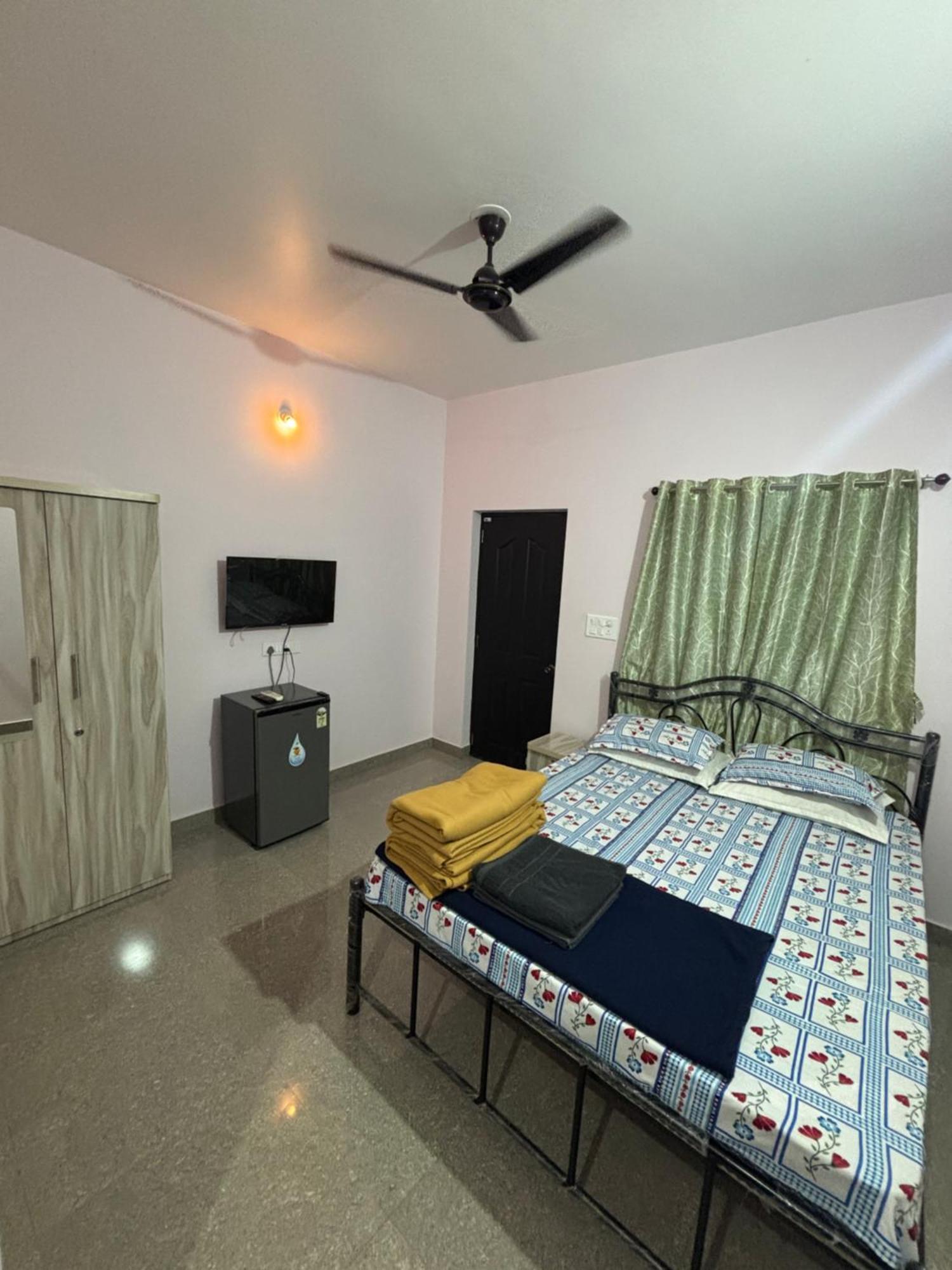 Tamasha Goa Vagator Hostel Bagian luar foto